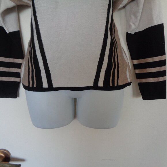 Tahari White Black Brown Stripe Rayon Knit V-Neck Sweater Small - Picture 3 of 5